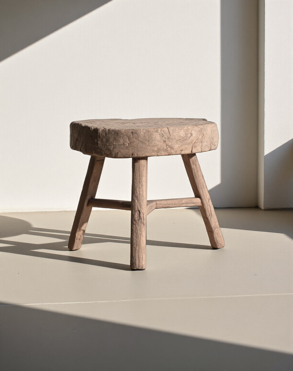 ESTIVA NATURAL ELM SIDE TABLE