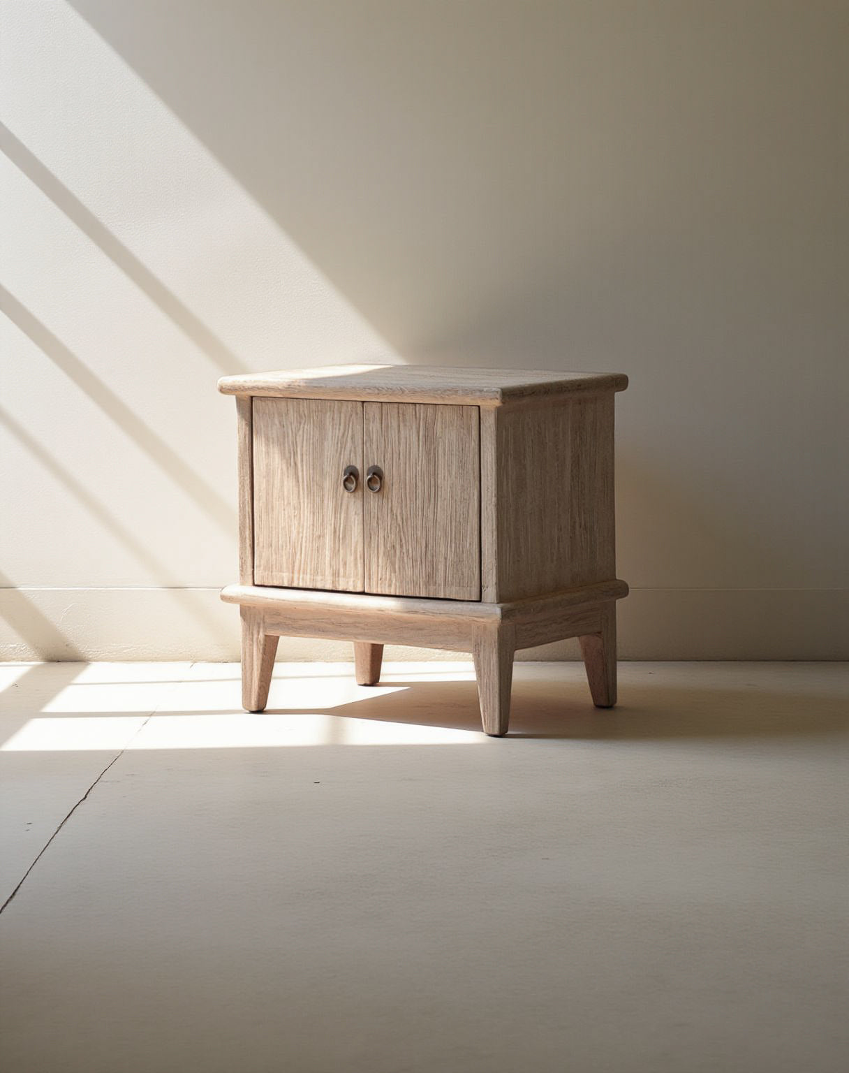 SIROCCO NATURAL ELM BED SIDE