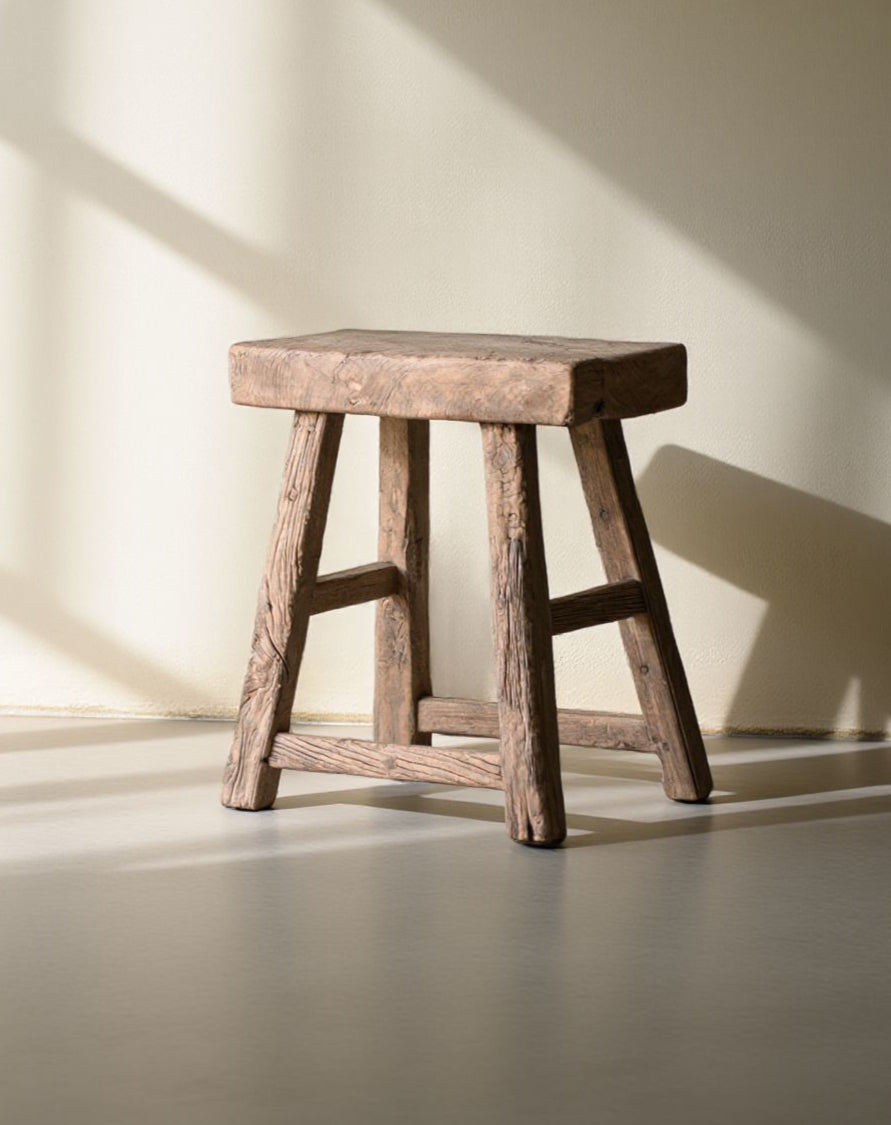 THE DUNE STOOL