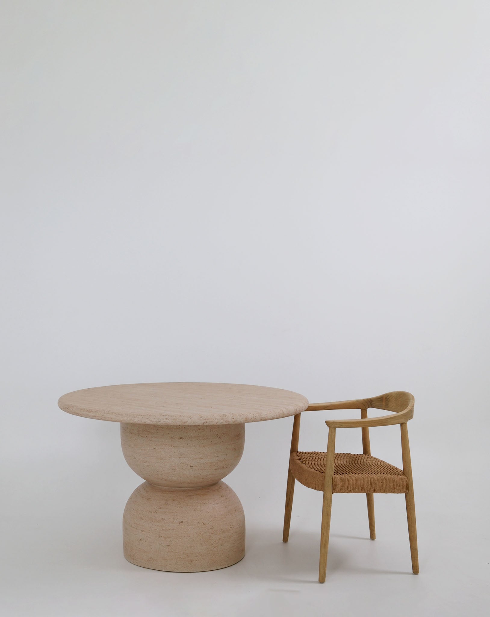 TERRA DINING TABLE