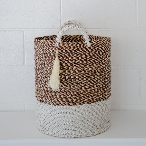 Round Laundry Basket with Tassel